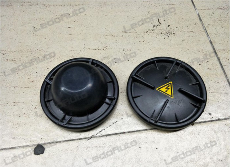 LED-Headlight-Rubber-Dust-Cover-is-Important-on-Retrofit-88.jpg